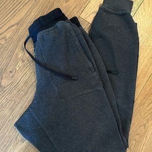 Lululemon men’s joggers